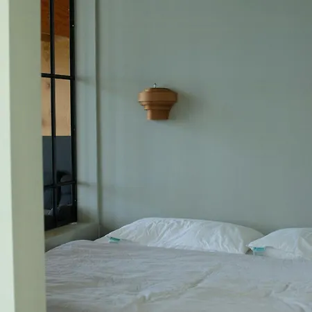 Дом отдыха Float In Reeds And Enjoy Starlit Sky Yderby