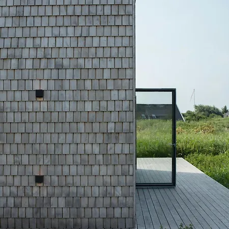 Float In Reeds And Enjoy Starlit Sky *